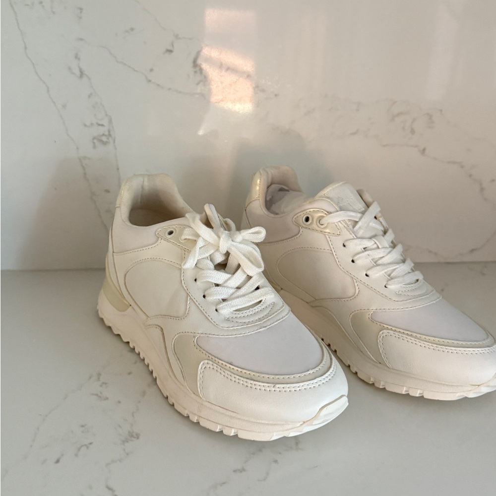 New Aldo Cream Sneakers